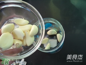 臘八蒜用什么蒜？臘八蒜用新蒜還是老蒜？