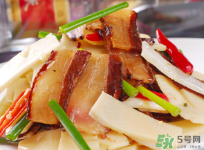 醬肉用什么醬油好？醬肉用生抽還是老抽？
