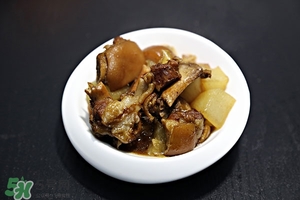 臘豬腳怎么腌制？臘豬腳腌制的方法