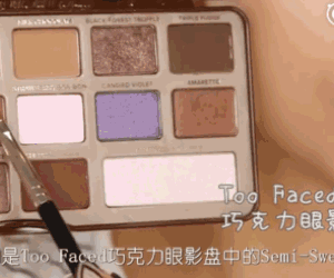 反咬唇妝怎么畫？反咬唇妝畫法圖解