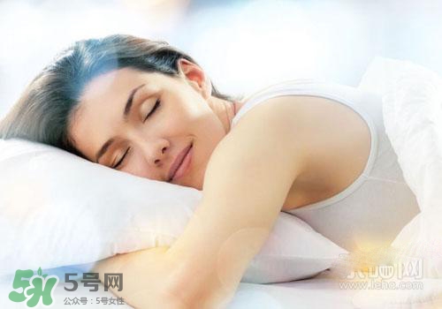 冬天不戴胸罩好不好？冬天胸罩幾天換一次？