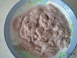 豬小腸可以做臘腸嗎？豬小腸可以做香腸嗎？