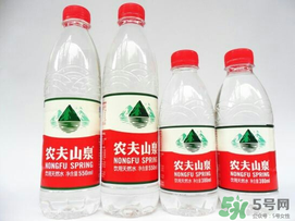 農(nóng)夫山泉和怡寶哪個好？農(nóng)夫山泉好還是怡寶好？