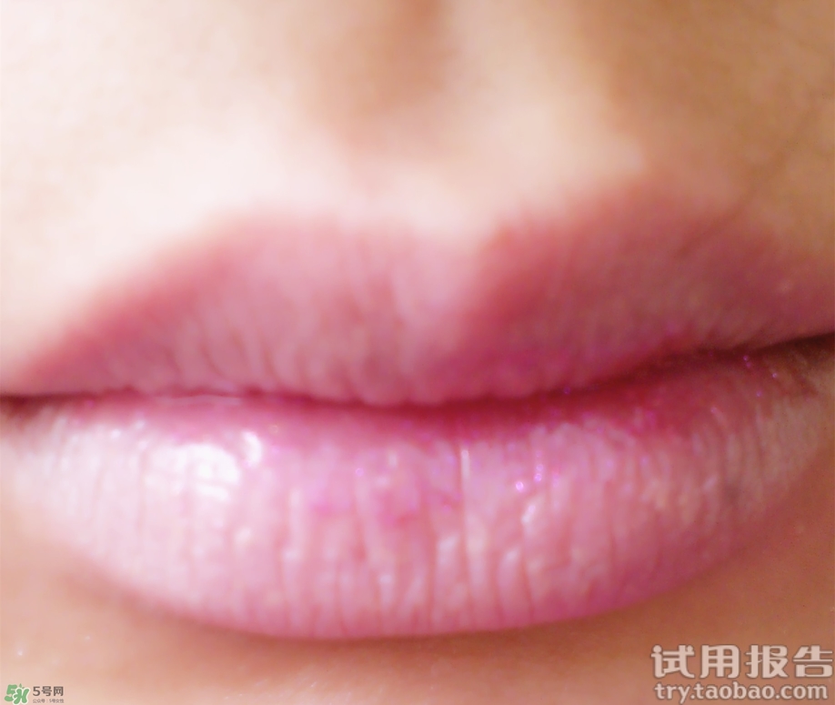 唇部遮瑕膏能吃嗎？唇部遮瑕膏吃了有毒嗎？