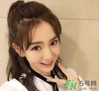 發(fā)際線高適合什么發(fā)型？發(fā)際線高怎么辦