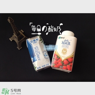 純甄和安慕希哪個(gè)好？純甄和安慕希酸奶哪個(gè)好喝？