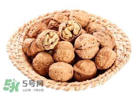 乙肝小三陽(yáng)可以吃核桃嗎？乙肝大三陽(yáng)可以吃核桃嗎？