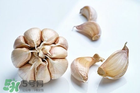 有乙肝能吃大蒜嗎？乙肝患者可以吃大蒜嗎？