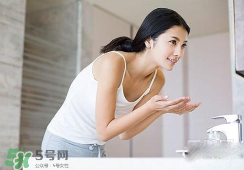 用白醋洗臉要不要用清洗再洗一遍？用白醋洗臉要再洗一遍嗎？