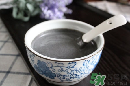 芝麻糊上火嗎？吃黑芝麻糊會上火嗎？