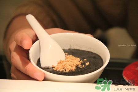 芝麻糊怎么沖？芝麻糊怎么沖沒(méi)疙瘩？