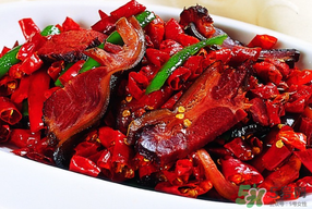 臘狗肉怎么腌制？臘狗肉怎么做好吃？