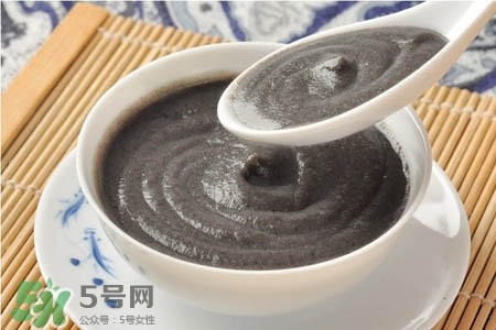 芝麻糊不能和什么一起吃？芝麻糊與哪些食物相克？