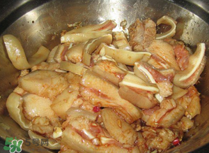 豬耳朵怎么腌制？腌豬耳朵的做法大全