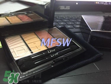 dior2017春季眼影色號 迪奧2017春季眼影試色 dior2017春季眼影色號 迪奧2017春季眼影試色
