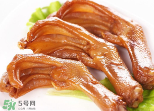 鹵鴨掌要多長時(shí)間？鹵鴨掌鹵多長時(shí)間？