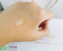 美容液是精華液嗎？美容液和精華液的區(qū)別