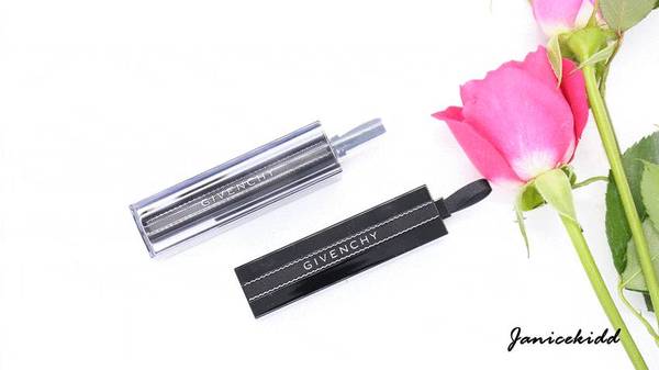 紀(jì)梵希2017全新禁忌之吻色號(hào) 紀(jì)梵希2017年全新禁忌之吻試色 紀(jì)梵希2017全新禁忌之吻色號(hào) 紀(jì)梵希2017年全新禁忌之吻試色