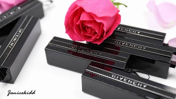 紀(jì)梵希2017全新禁忌之吻色號(hào) 紀(jì)梵希2017年全新禁忌之吻試色 紀(jì)梵希2017全新禁忌之吻色號(hào) 紀(jì)梵希2017年全新禁忌之吻試色