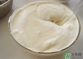 面糊用熱水還是涼水？面糊是用熱水調(diào)還是用涼水調(diào)？