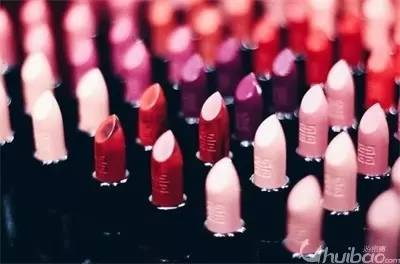 紀(jì)梵希2017全新禁忌之吻色號 紀(jì)梵希2017年全新禁忌之吻試色 紀(jì)梵希2017全新禁忌之吻色號 紀(jì)梵希2017年全新禁忌之吻試色