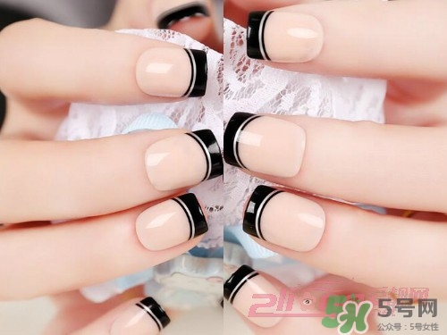 2017美甲圖片最新款式_2017年流行的美甲圖片 2017美甲圖片最新款式_2017年流行的美甲圖片