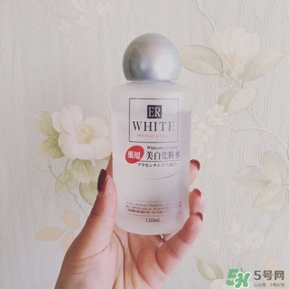 大創(chuàng)美白化妝水爽膚水怎么樣？大創(chuàng)化妝水好用嗎？