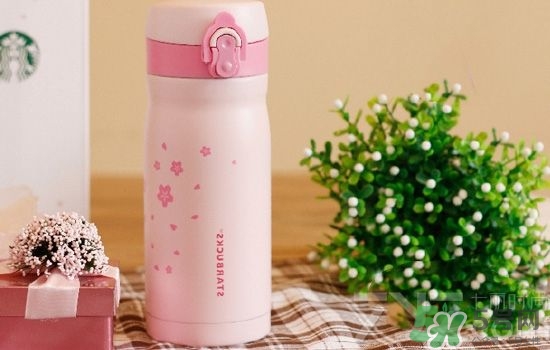 過年送女朋友什么禮物？過年給男朋友送什么