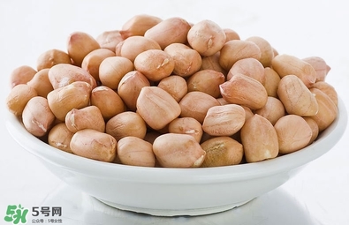 冬天吃花生好嗎？冬天吃花生會(huì)上火嗎？