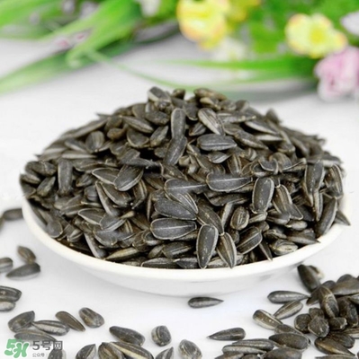 吃瓜子會口腔潰瘍嗎？口腔潰瘍可以吃瓜子嗎？