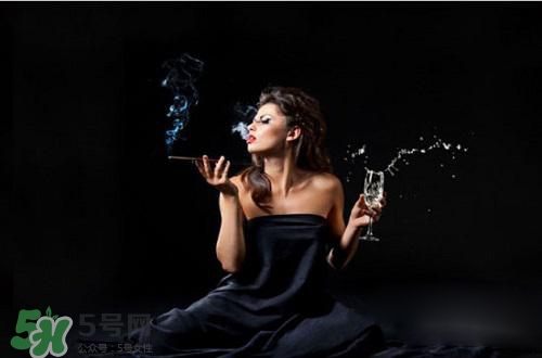 喝酒對皮膚好嗎？喝酒對皮膚有什么壞處？