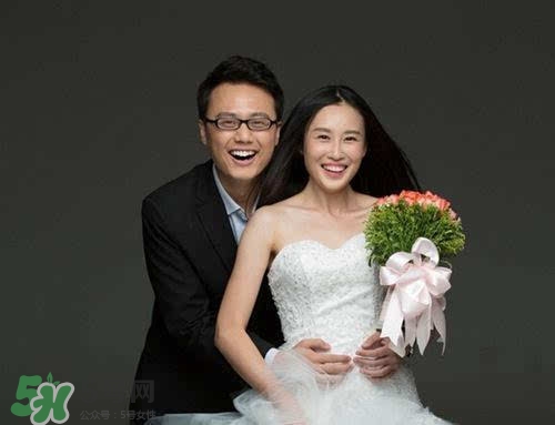 拍婚紗照可以戴眼鏡嗎？拍婚紗照戴眼鏡好不好？