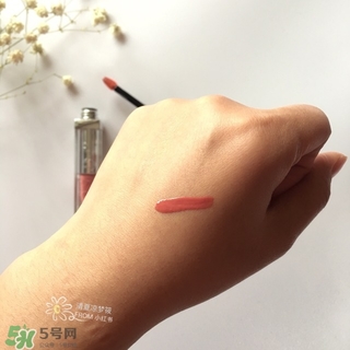 迪奧豆沙色口紅是什么色號(hào)？dior迪奧豆沙色口紅試色