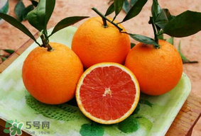 血橙上火嗎？血橙吃多了會(huì)上火嗎？