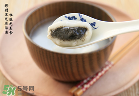 黑芝麻湯圓怎么煮好吃？黑芝麻湯圓煮多久才熟？