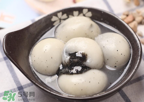 芝麻湯圓上火嗎？吃黑芝麻湯圓上火嗎？