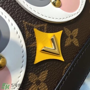 lv2017情人節(jié)限量包包多少錢？lv2017情人節(jié)愛情鳥小雞包價(jià)格
