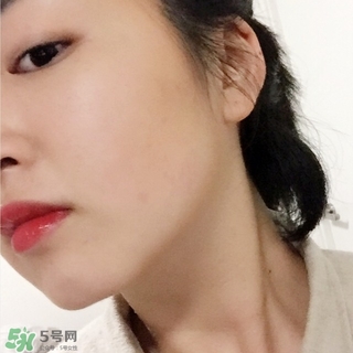 香奈兒修容膏怎么用？香奈兒修容膏使用方法