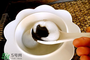 坐月子可以吃湯圓嗎？坐月子可以吃黑芝麻湯圓嗎？