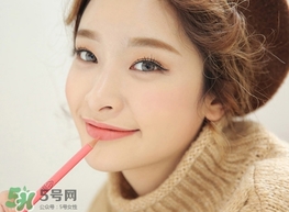 豆沙色口紅怎么化？豆沙色口紅怎么涂好看？