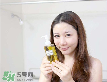 什么樣的卸妝油好用？怎樣選擇卸妝油？