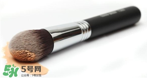粉底刷什么牌子好？好用的粉底刷推薦