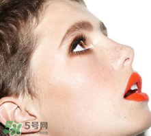 紀(jì)梵希薄荷綠小羊皮322日常嗎？紀(jì)梵希薄荷綠小羊皮322試色