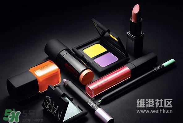 tom ford和nars哪個好？tom ford和nars唇膏口紅對比