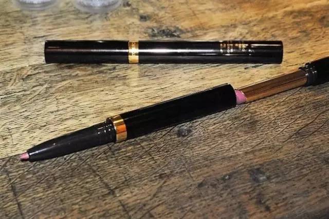 tom ford和迪奧哪個好？tom ford口紅和dior口紅哪個好？