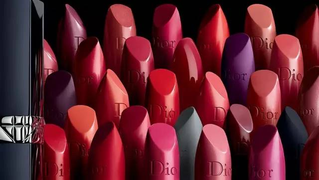 tom ford和迪奧哪個好？tom ford口紅和dior口紅哪個好？