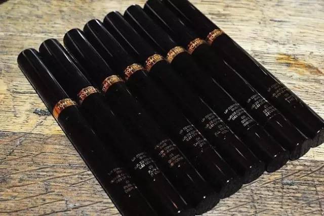 tom ford和迪奧哪個好？tom ford口紅和dior口紅哪個好？