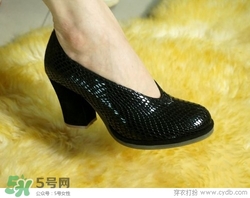 3月份穿什么鞋子？三月份穿什么鞋？