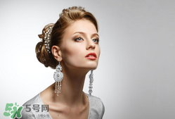 一次性耳釘怎么取下來(lái)？一次性耳釘多久取下來(lái)？