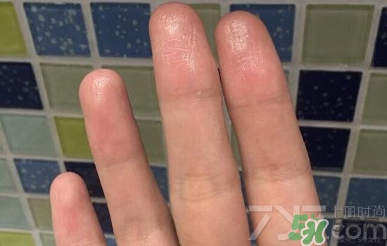 安耐曬金瓶怎么樣？安耐曬金瓶好用嗎？